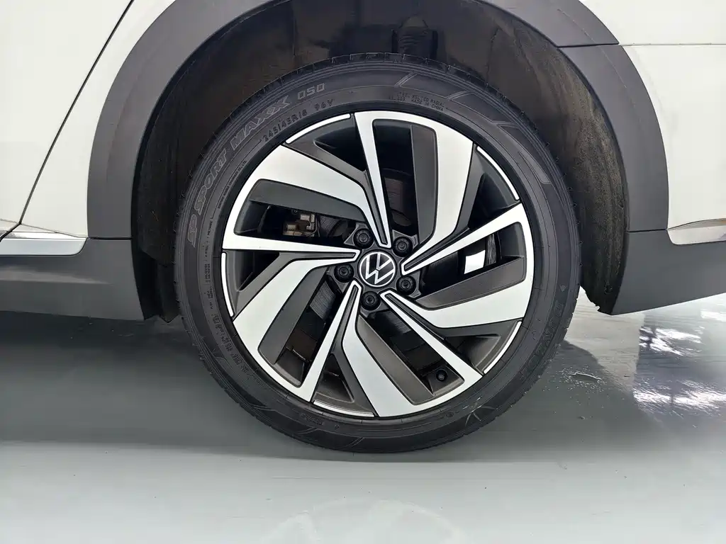 Volkswagen CC — миниатюра 9