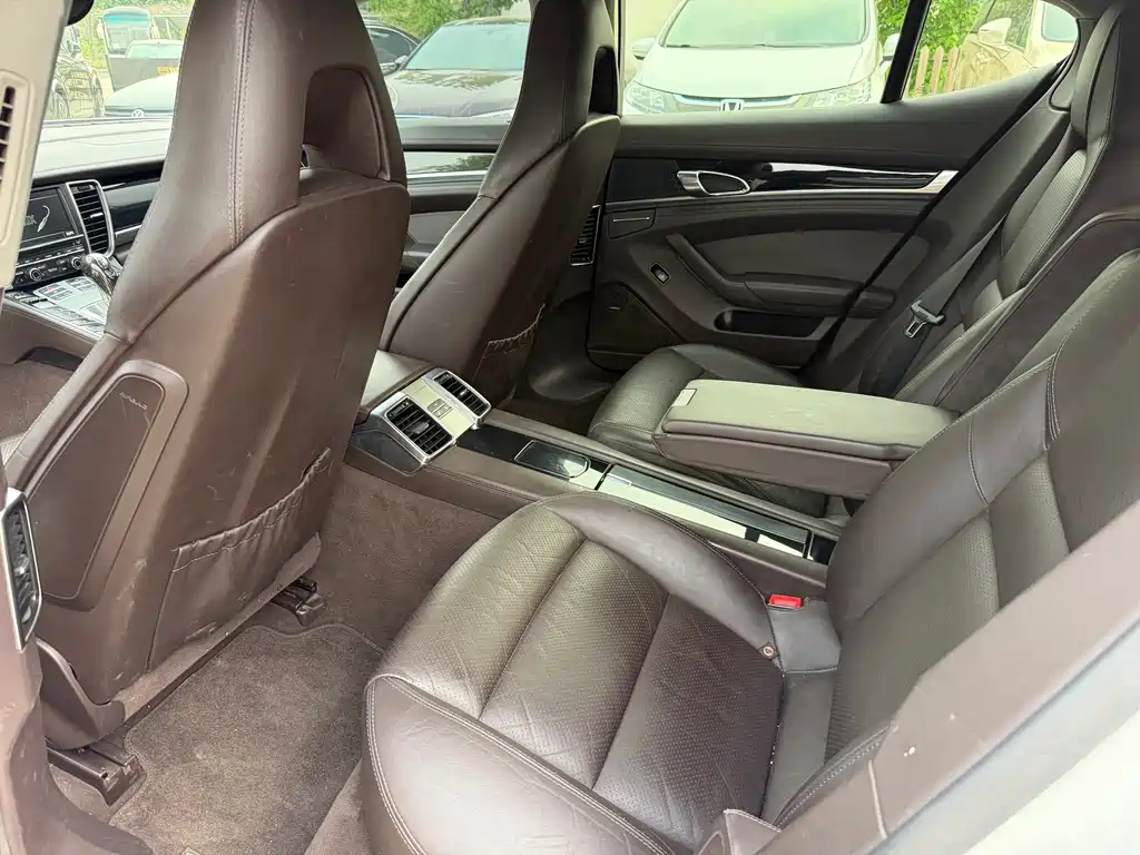 Porsche Panamera 2010 Panamera 3.6L