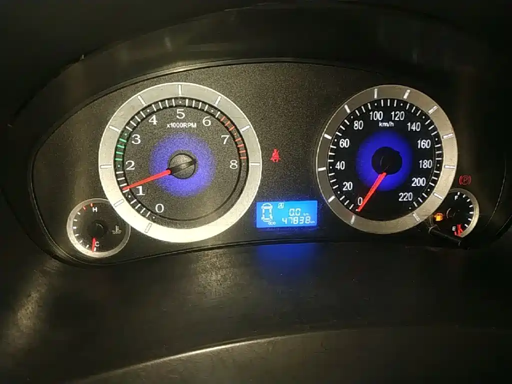Geely King Kong — миниатюра 12