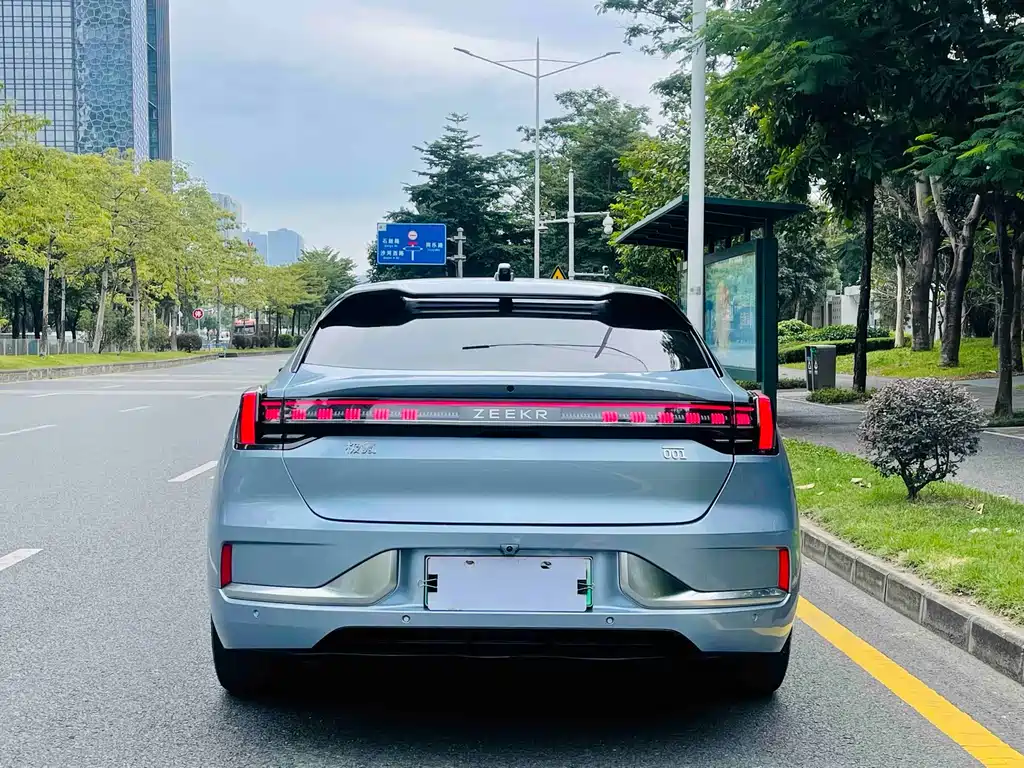 ZEEKR EXTREME KRYPTON 001