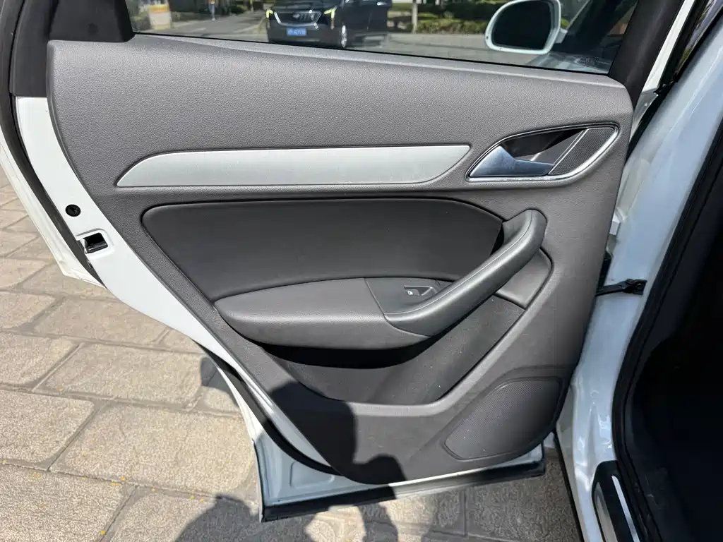 Audi Q3 — миниатюра 30