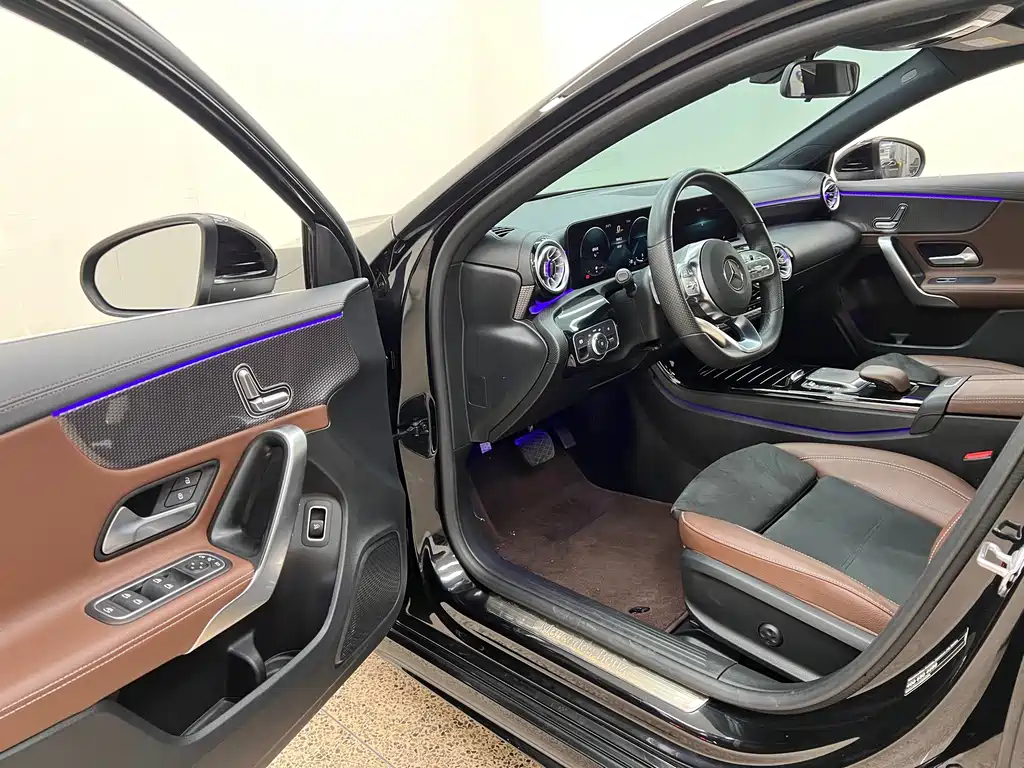 MERCEDES-BENZ A CLASS