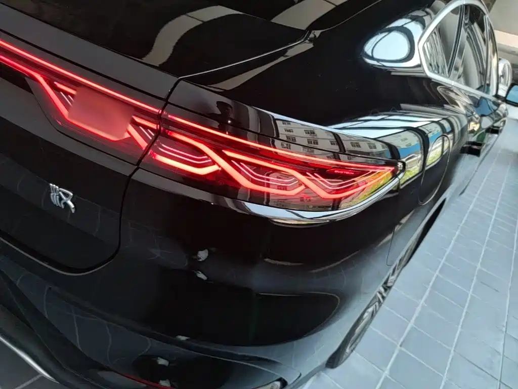 BYD Han 2022 DM-i 121KM Premium