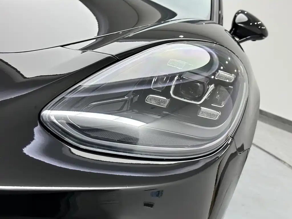 Porsche Panamera — миниатюра 17