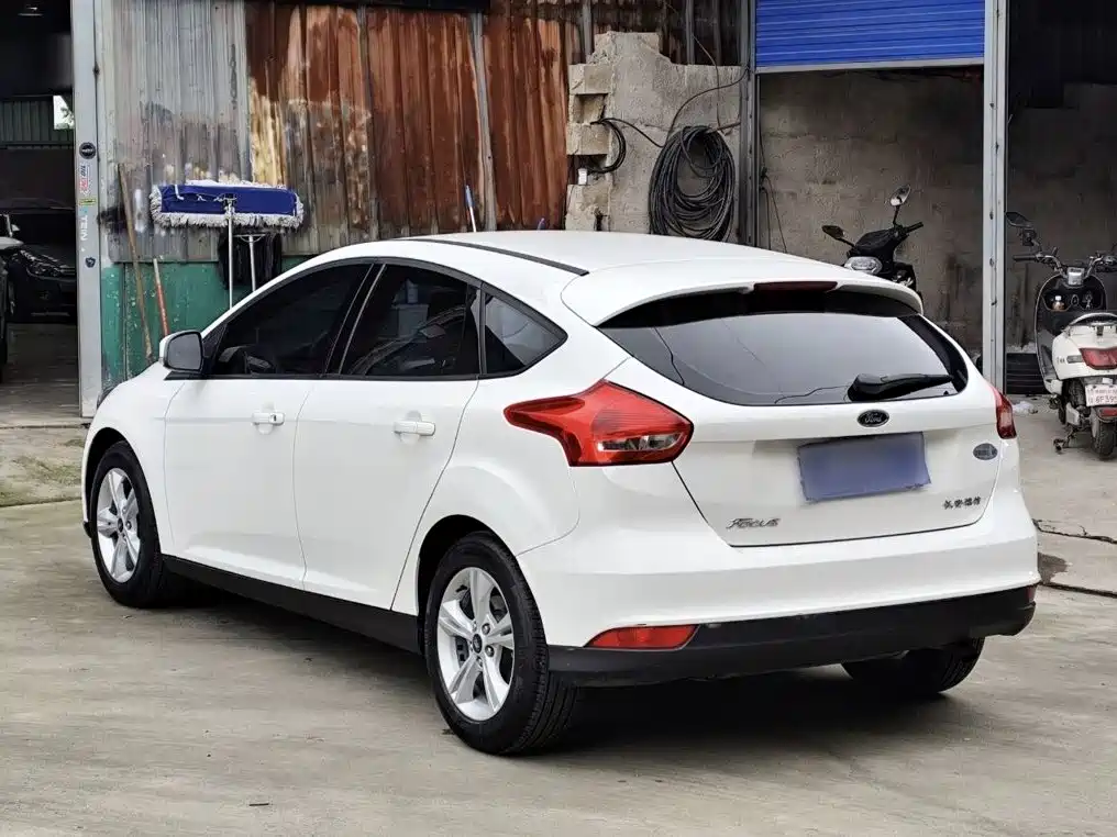 Ford Focus — фотографии объявления, Фото 25
