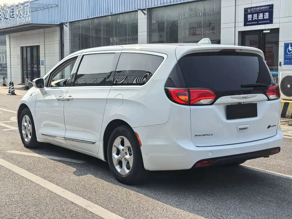Chrysler Grand VoyagerPHEV PHEV 2018 3.6L