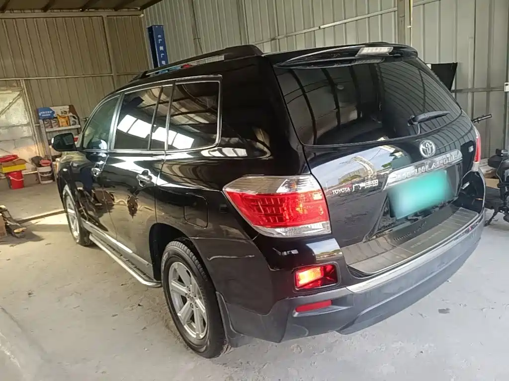 Toyota Highlander — миниатюра 5
