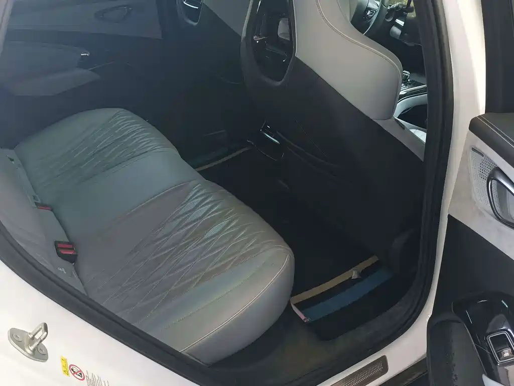 BYD Seal — миниатюра 7