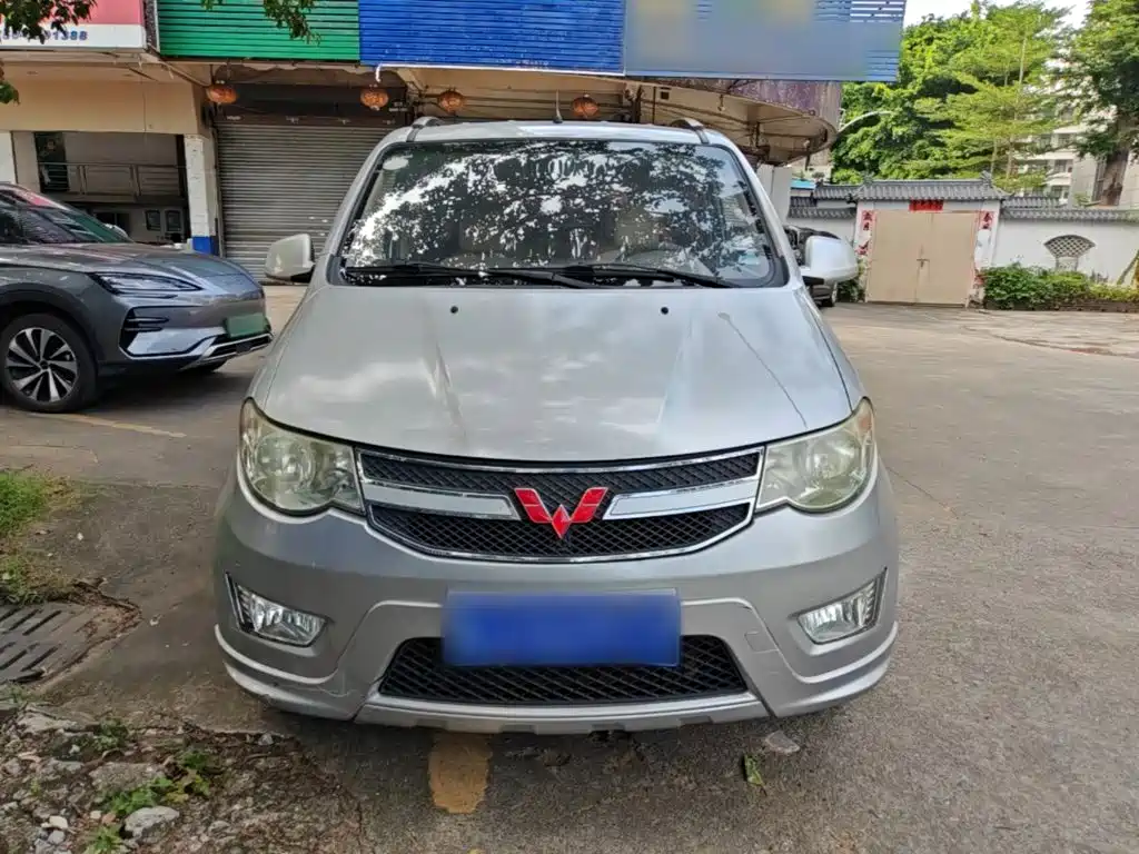 Wuling Hongguang — миниатюра 3