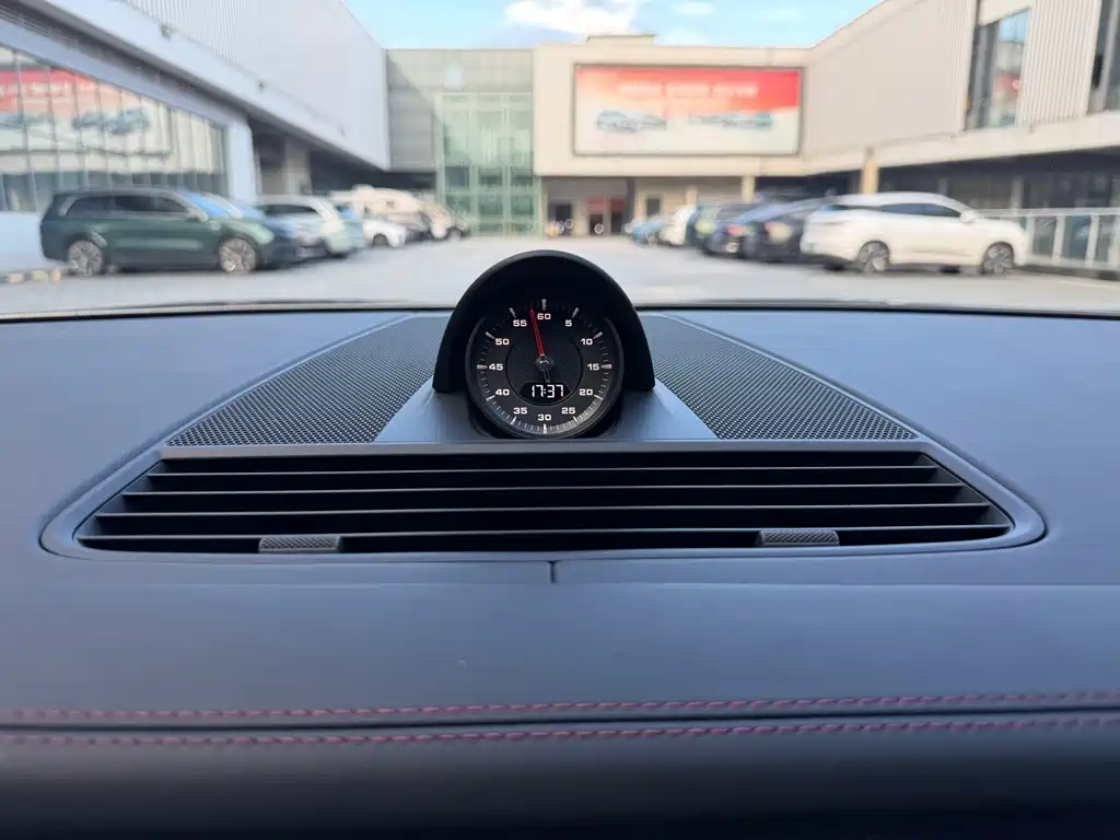 Porsche Panamera — миниатюра 13