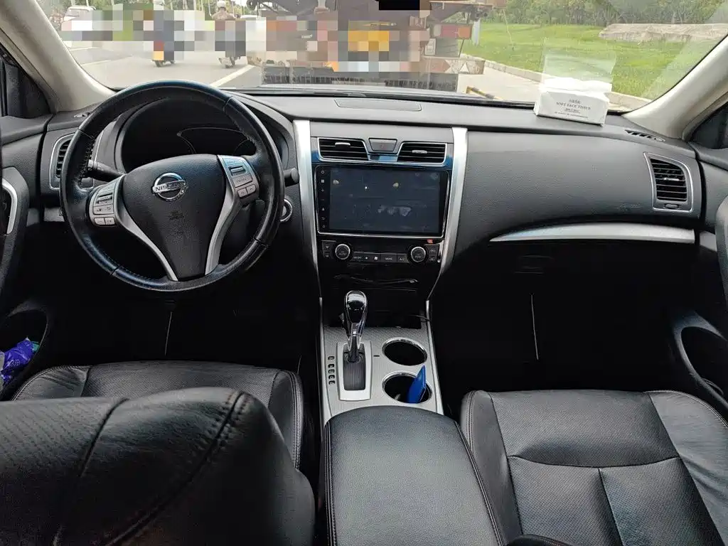 Nissan Teana — миниатюра 10