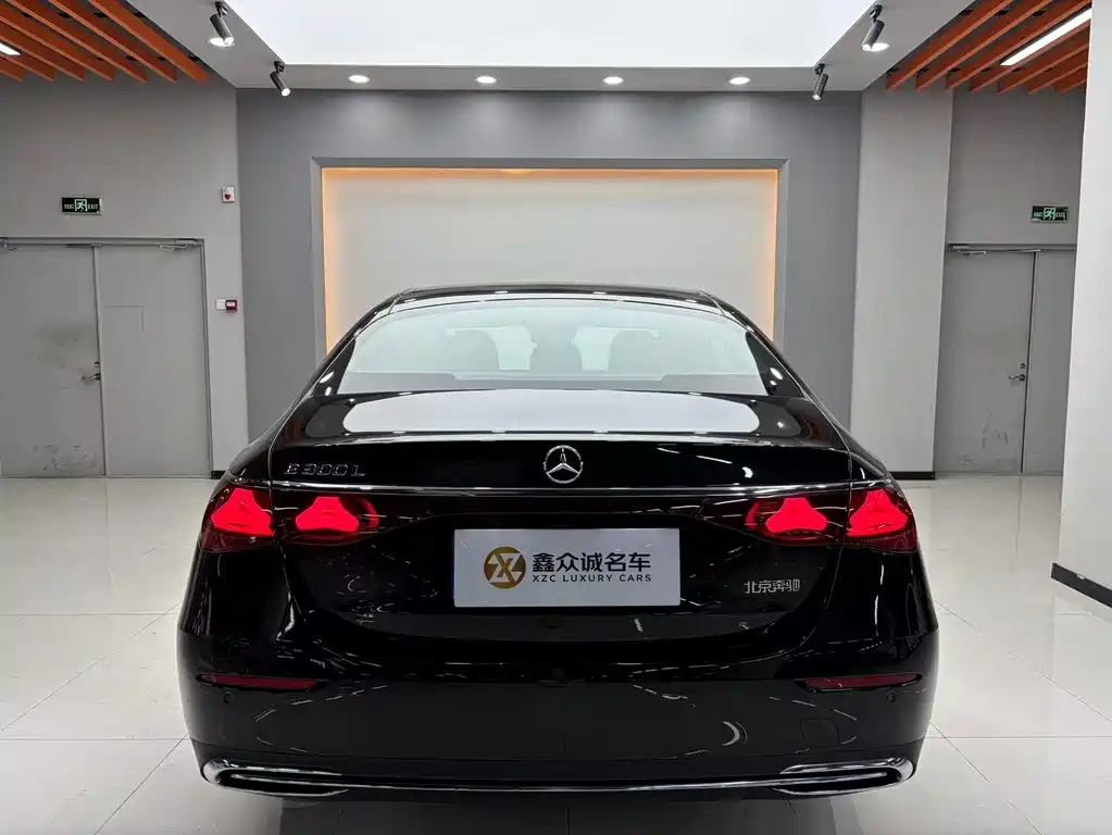 Mercedes-Benz E-Class E 2024 E 300 L Fashion