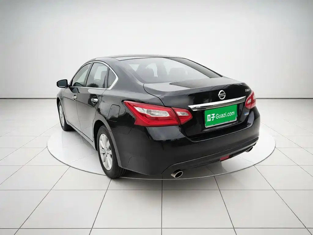 Nissan Teana — миниатюра 4