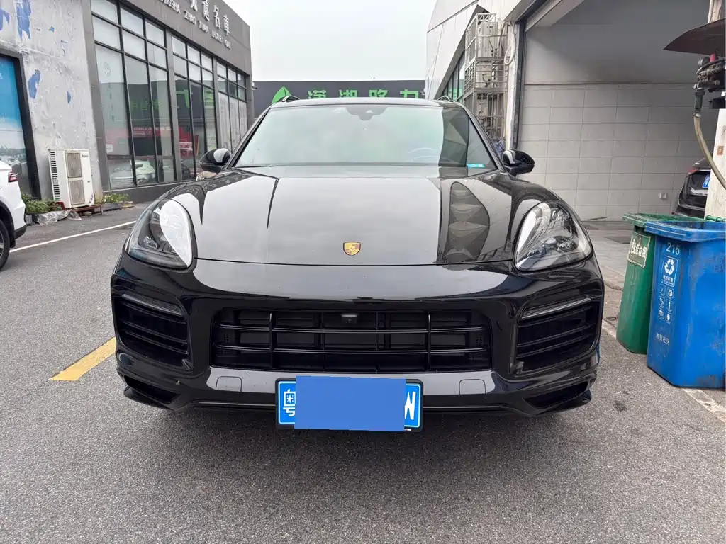 Porsche Cayenne — миниатюра 2