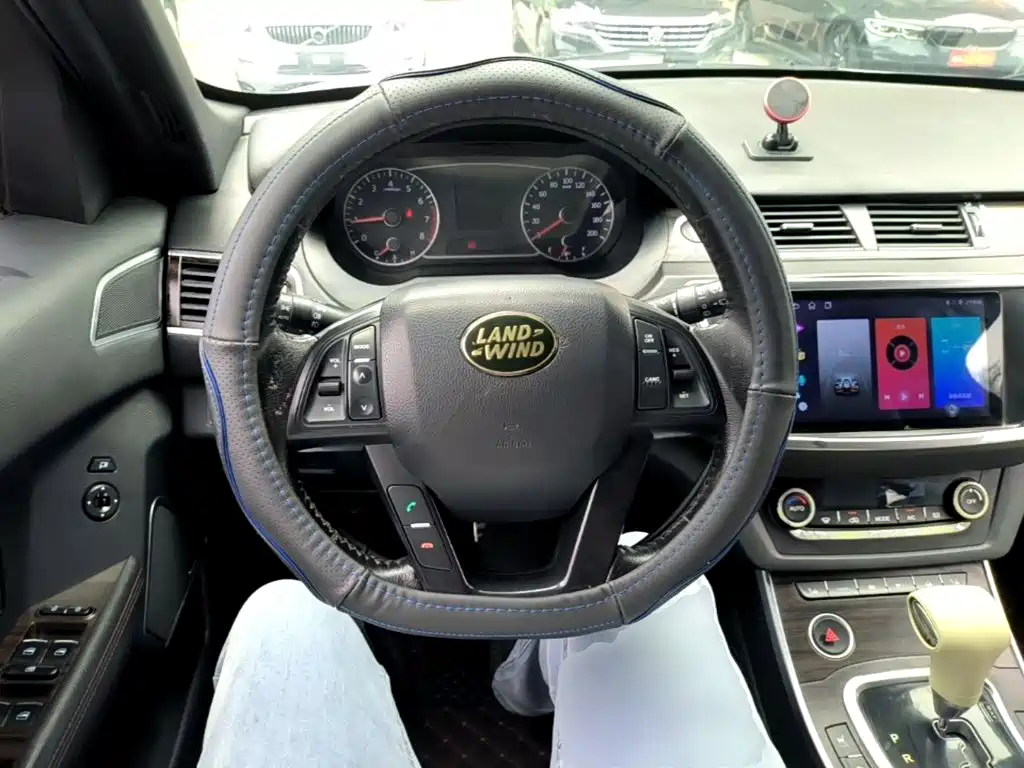 Landwind Landwind X7 — миниатюра 11