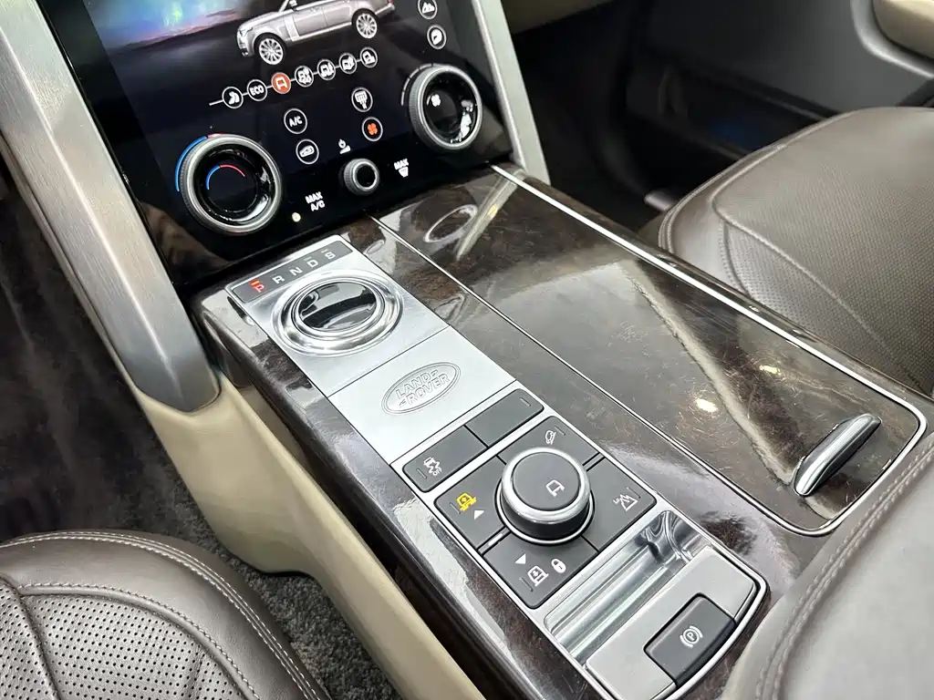 Land Rover Range Rover — миниатюра 16