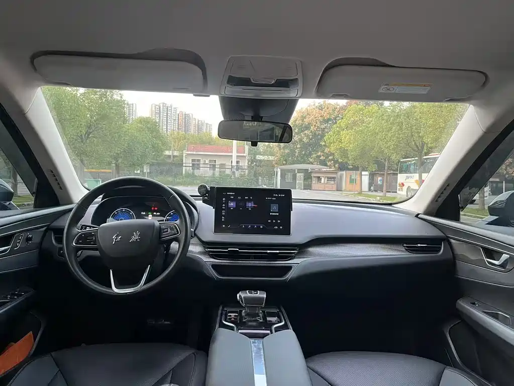 Hongqi Hongqi E-QM5 — миниатюра 9