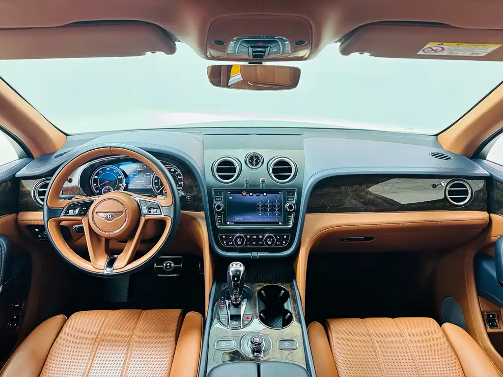 Bentley Bentayga — фотографии объявления, Фото 6