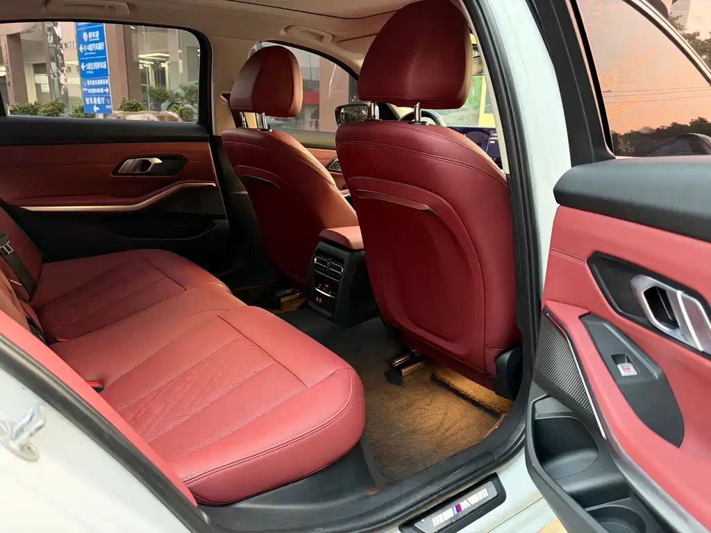 BMW 3 Series — миниатюра 12