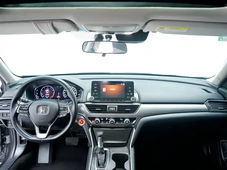 Honda Accord — миниатюра 19