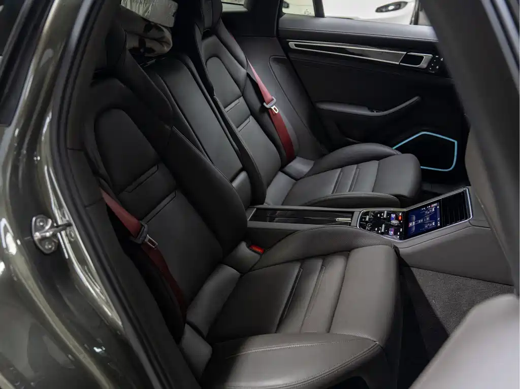 Porsche Panamera Hybrid — миниатюра 23