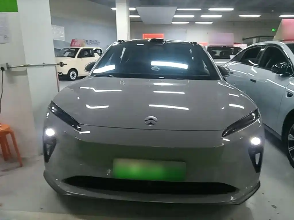 NIO ET5T — миниатюра 3