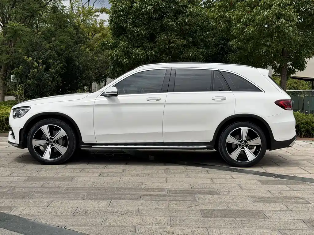 Mercedes-Benz GLC — миниатюра 16