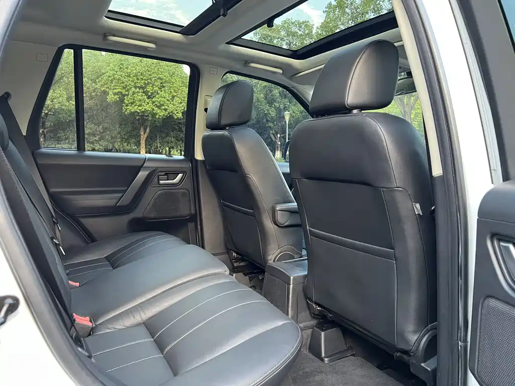 Land Rover Freelander 2 — миниатюра 11