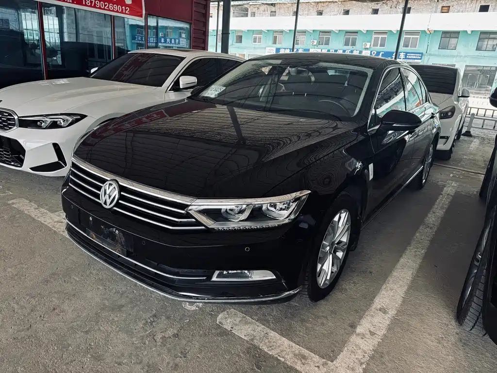 Купить Volkswagen Magotan