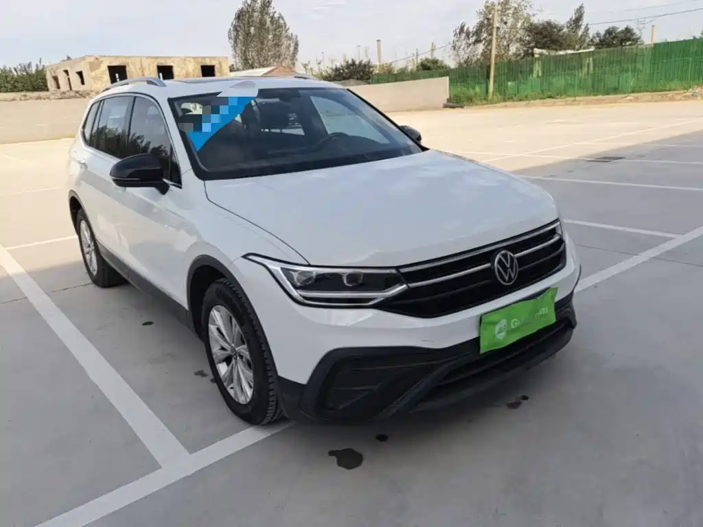 Volkswagen Tiguan L — миниатюра 4