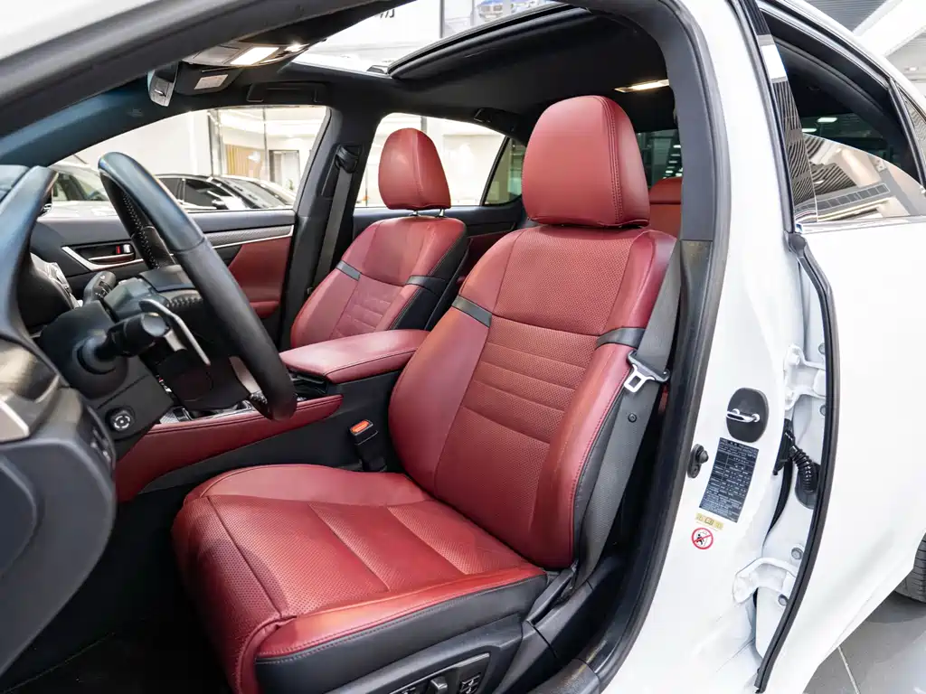 Lexus GS — миниатюра 10