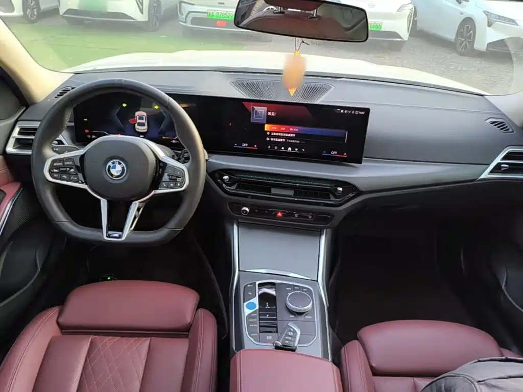 BMW i3 — миниатюра 10
