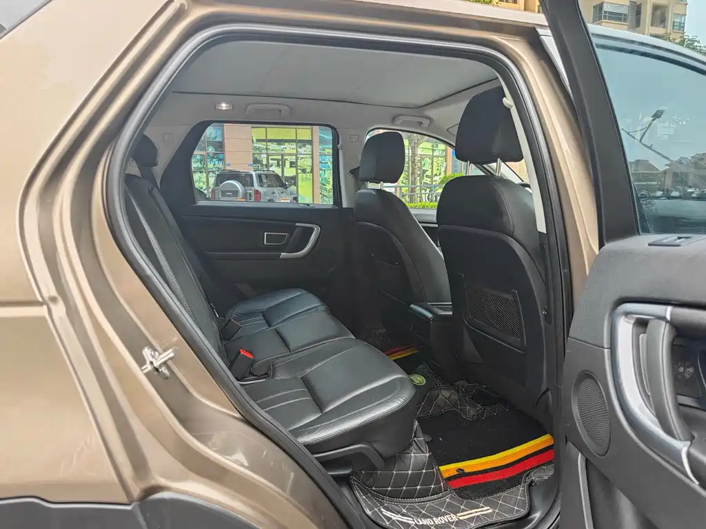 Land Rover Discovery Sport — миниатюра 15