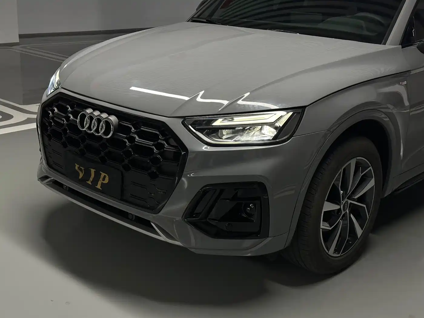 Audi Q5L id 4589484 из Китая 27
