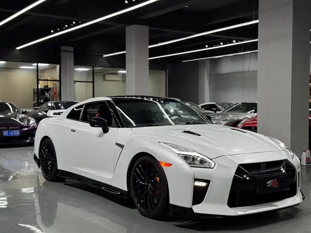 Nissan GT-R 2013 3.8T Premium Edition