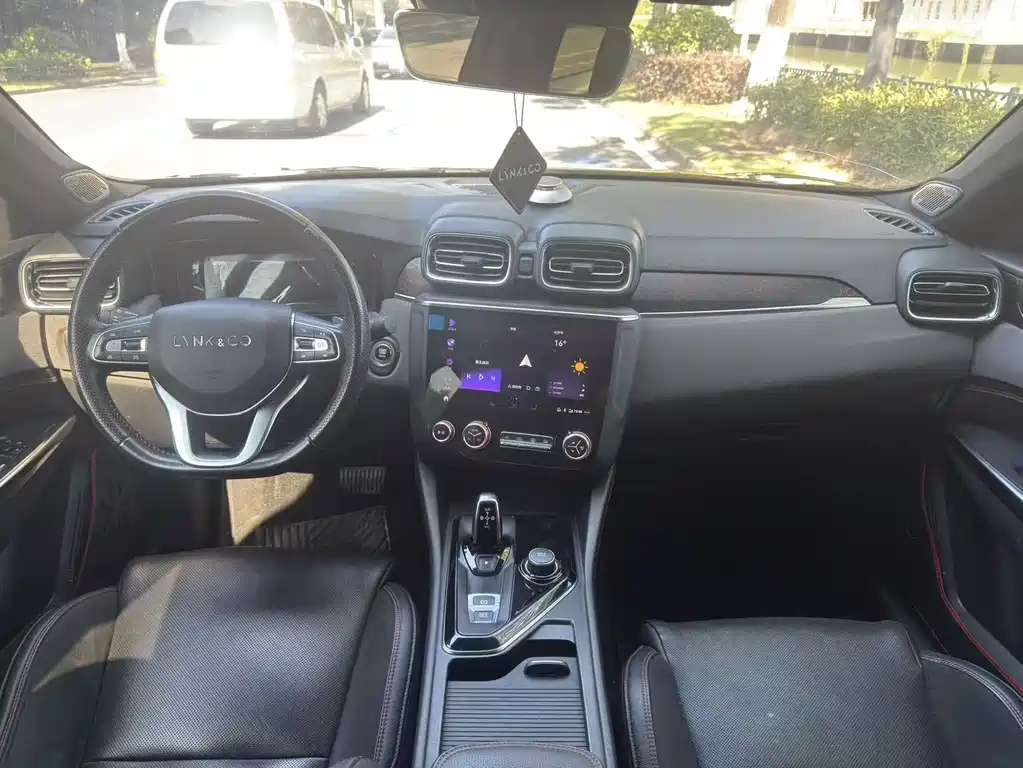 LYNK 03