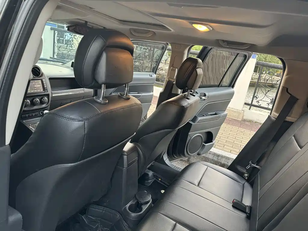 Jeep Patriot — миниатюра 17