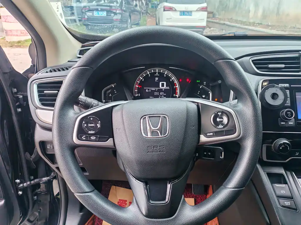 Honda CR-V - фото 9