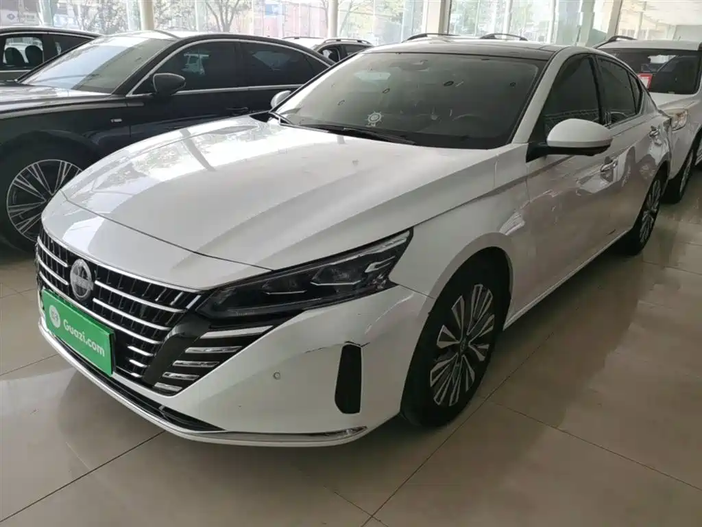 Купить Nissan Teana