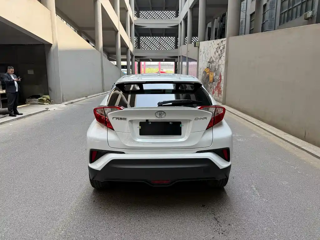 Toyota C-HR 2.0L Comfort Edition, фото 5