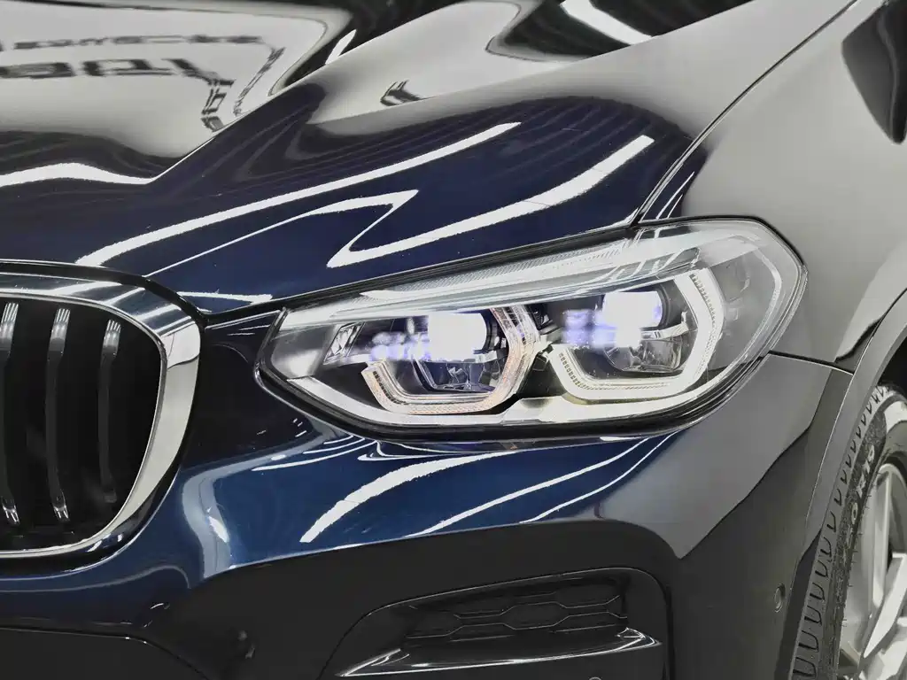 BMW X3 — миниатюра 28