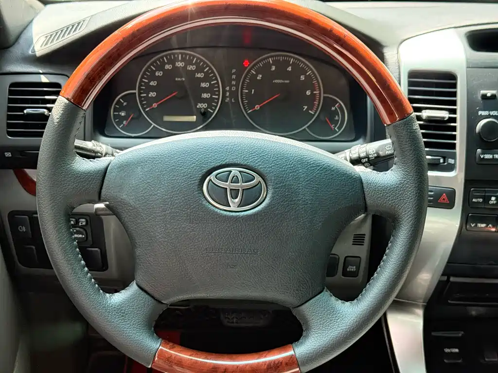 Toyota Prado — миниатюра 16