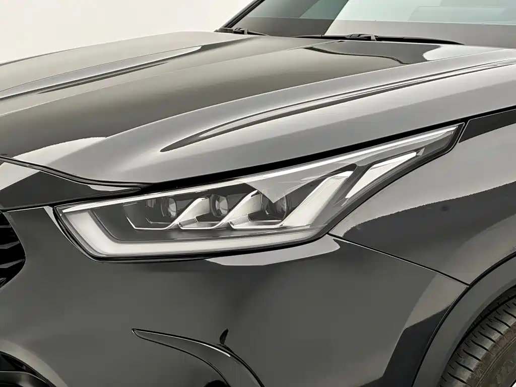 Toyota Crown Kluger — миниатюра 29