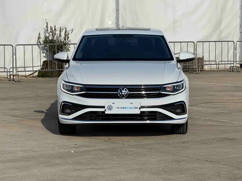 Volkswagen Bora — миниатюра 2