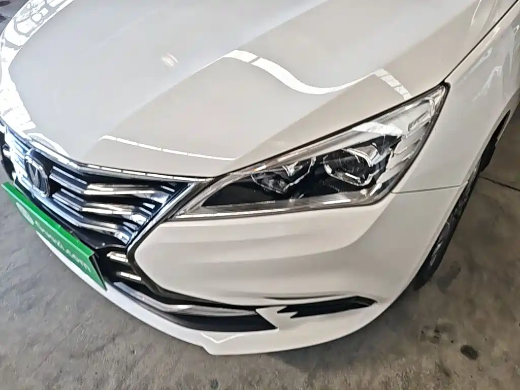 Changan Eado DT — миниатюра 24