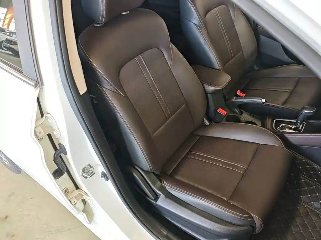 Changan Eado DT — миниатюра 25