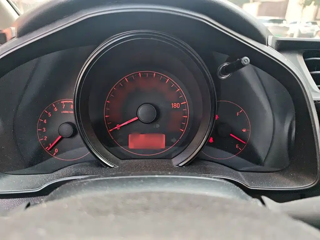 Honda Fit — миниатюра 4