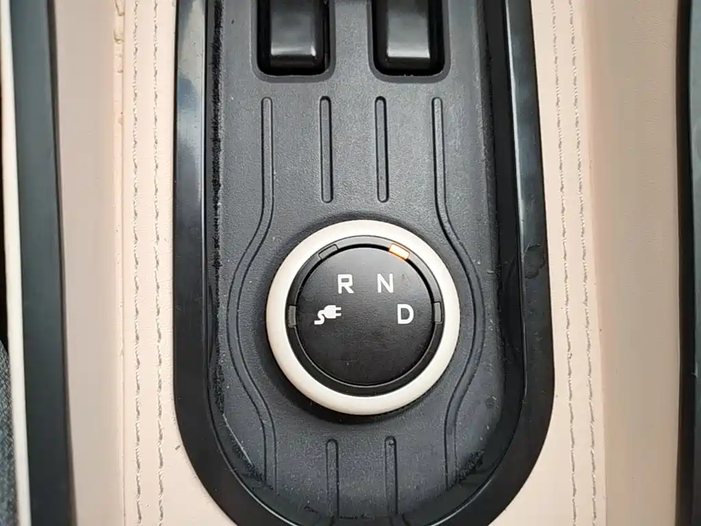 Wuling MINIEV — миниатюра 14