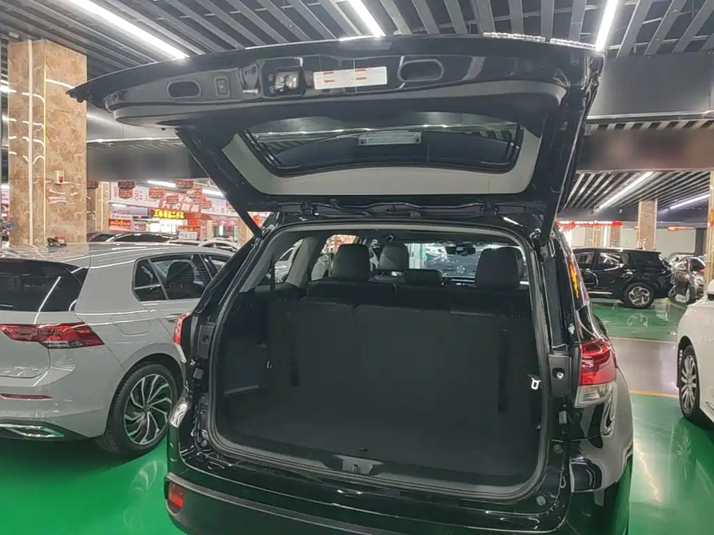 Toyota Highlander — миниатюра 19