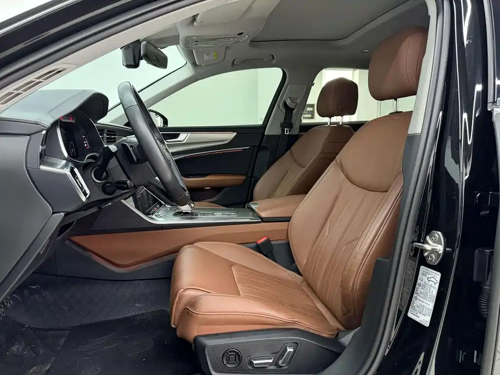 Audi A6L — миниатюра 11